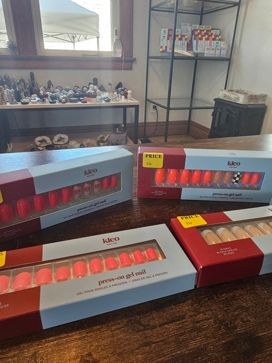 Kleo Press On Nails